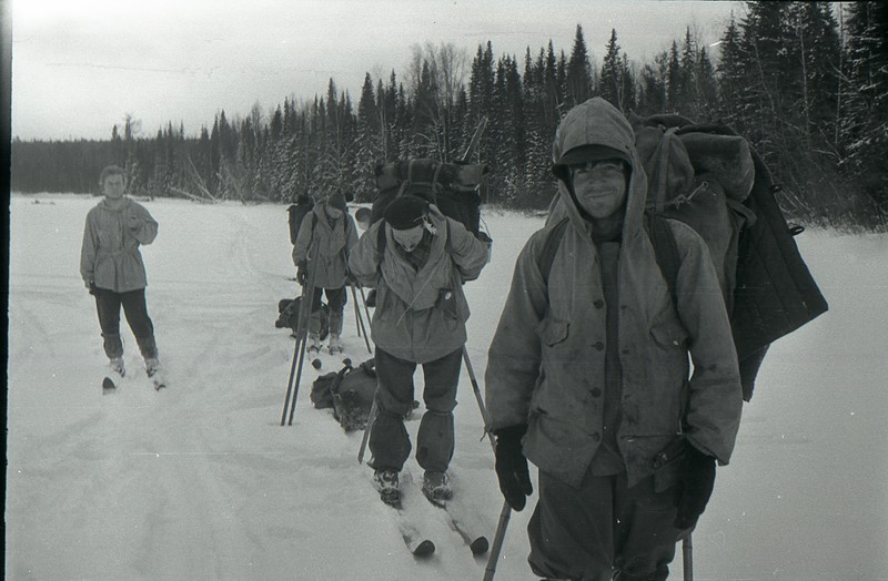 Студенты лыжники из группы Дятлова.jpg