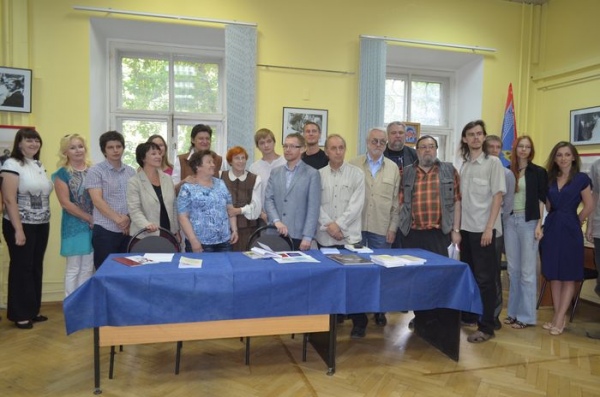Финалисты конкурса имени Льва Ошанина и члены жюри Финалисты конкурса имени Льва Ошанина и члены жюри