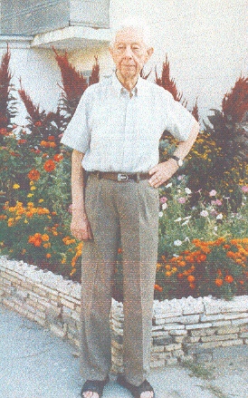 Л.Н. Савинский на склоне лет Л.Н. Савинский на склоне лет