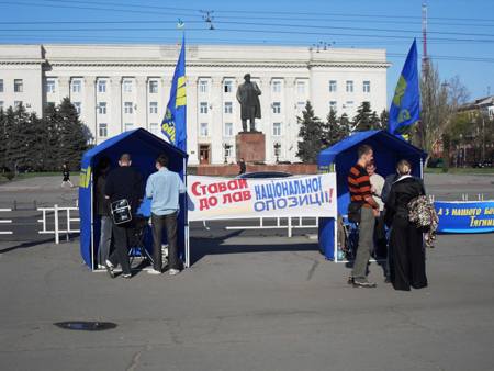 В волнах "табачного" дыма В волнах "табачного" дыма
